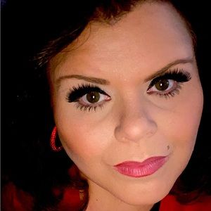 Meet your Posher, Dana